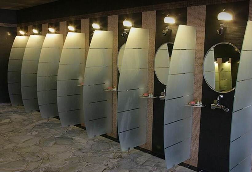 High1 Palace Hotel & Cc