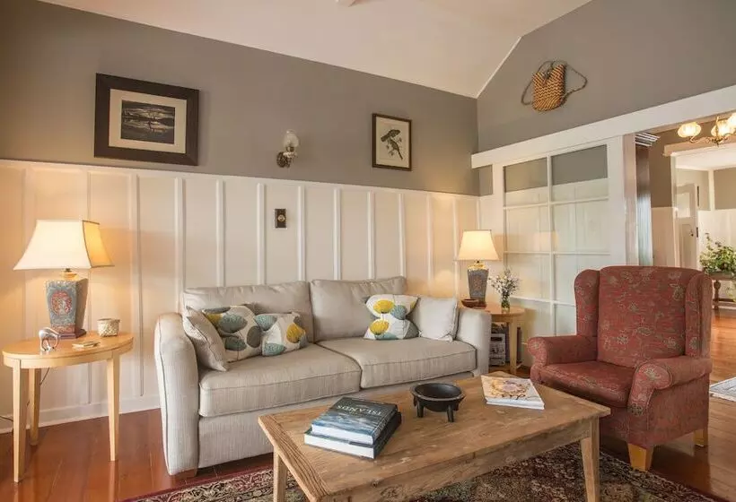 호텔 Arcadia Lodge Russell