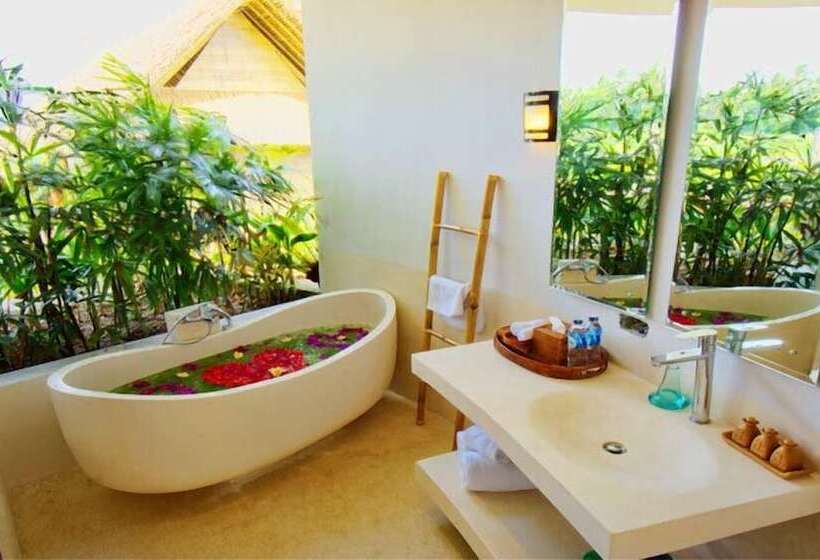 Отель Floating Leaf Eco Luxury Retreat