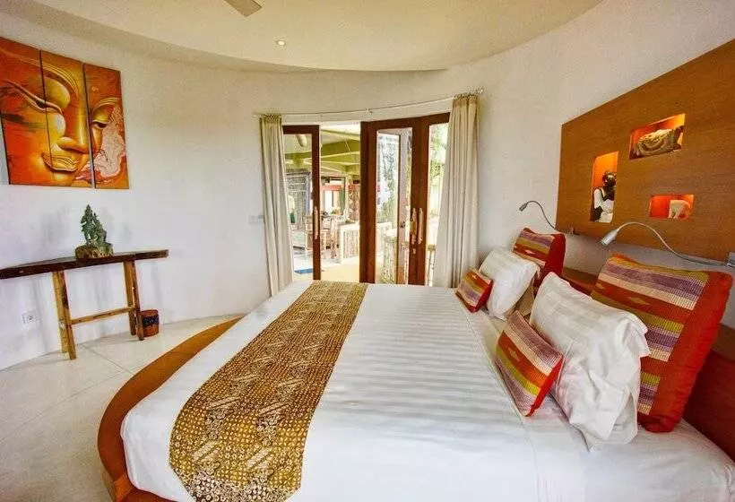 Отель Floating Leaf Eco Luxury Retreat