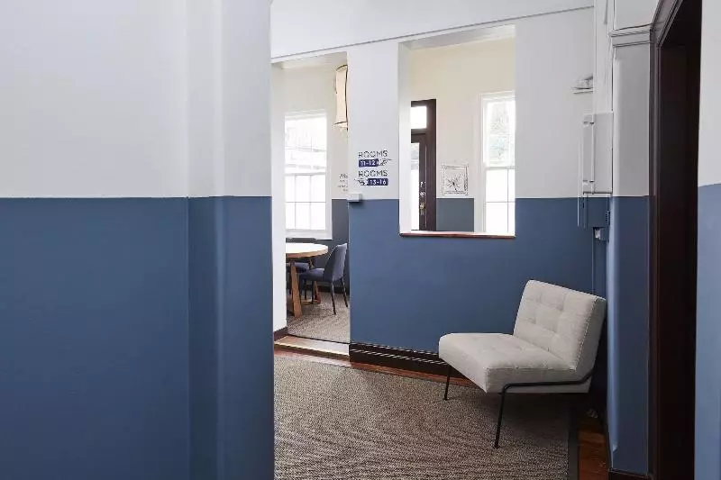 Bridgeview Hotel Willoughby