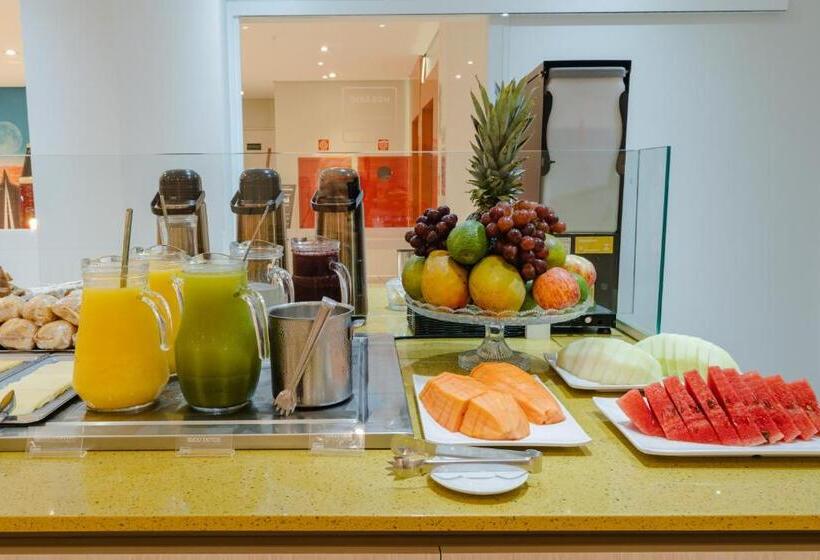 Отель Caiua Lago Umuarama