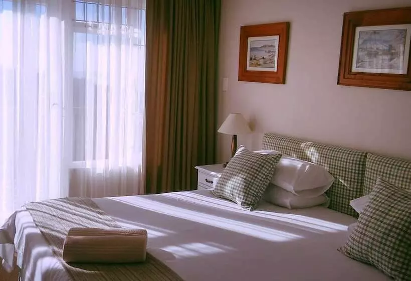 هتل Carmel Guest Farm