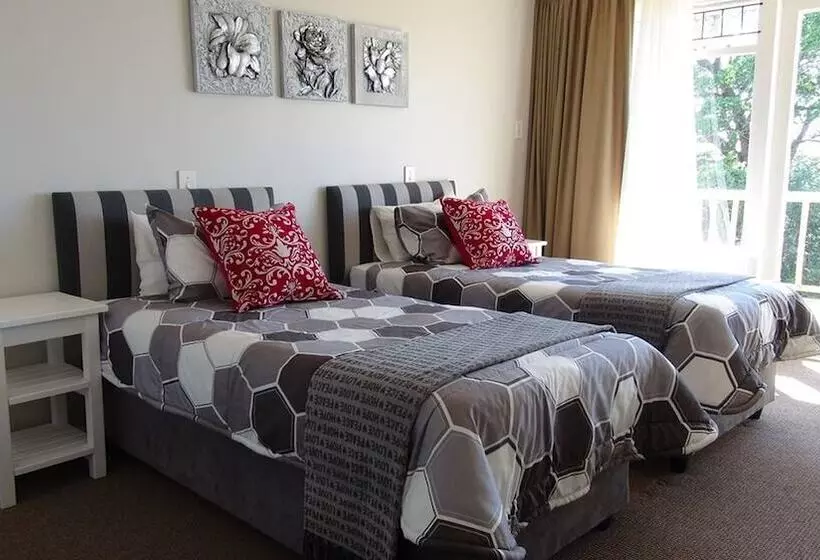 هتل Carmel Guest Farm