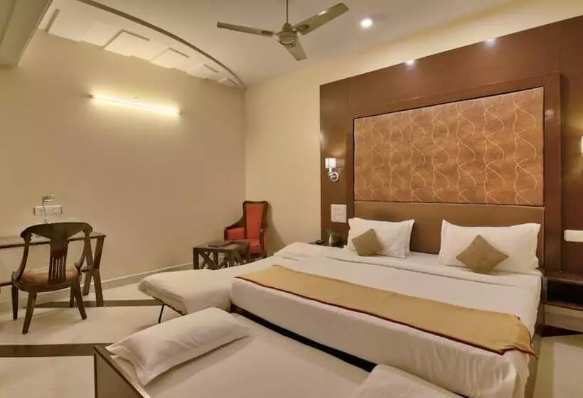 هتل Milestone 251