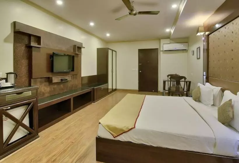 هتل Milestone 251