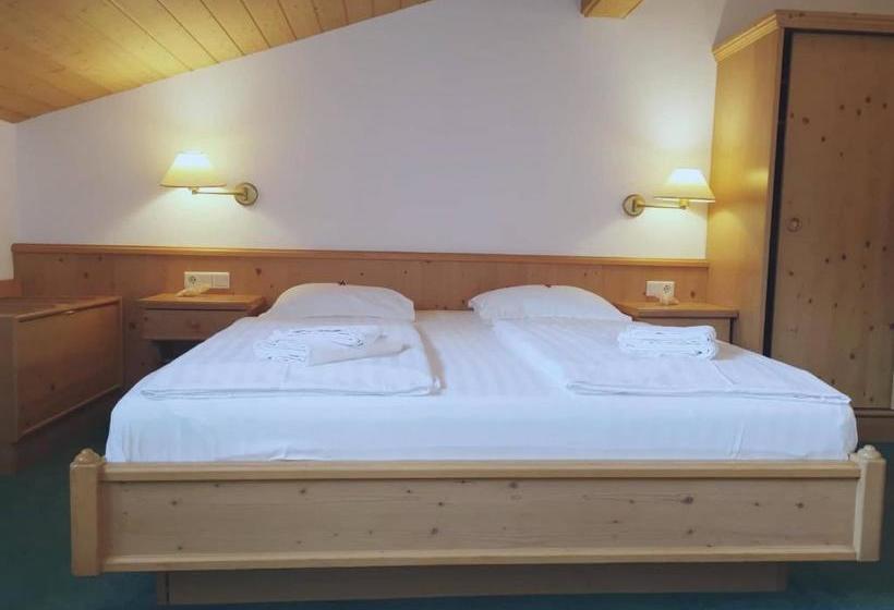 בית מלון כפרי Naturerlebnis Kehlbachwirt