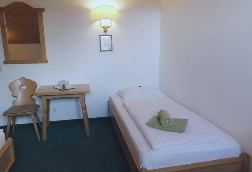 בית מלון כפרי Naturerlebnis Kehlbachwirt