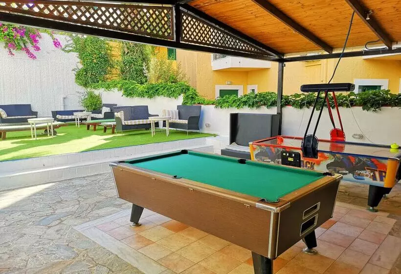 酒店 Porto Greco Village Beach