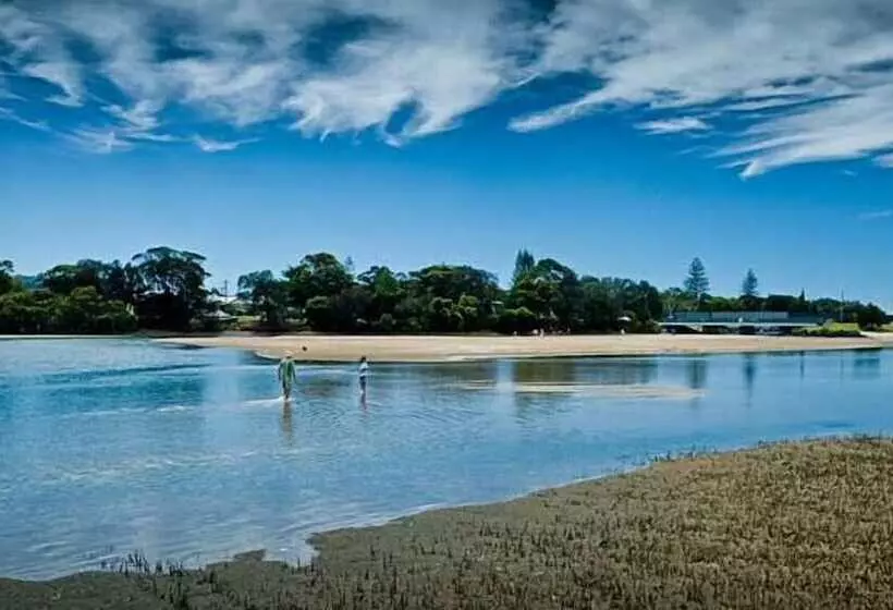 Отель Reflections Coffs Harbour   Holiday Park