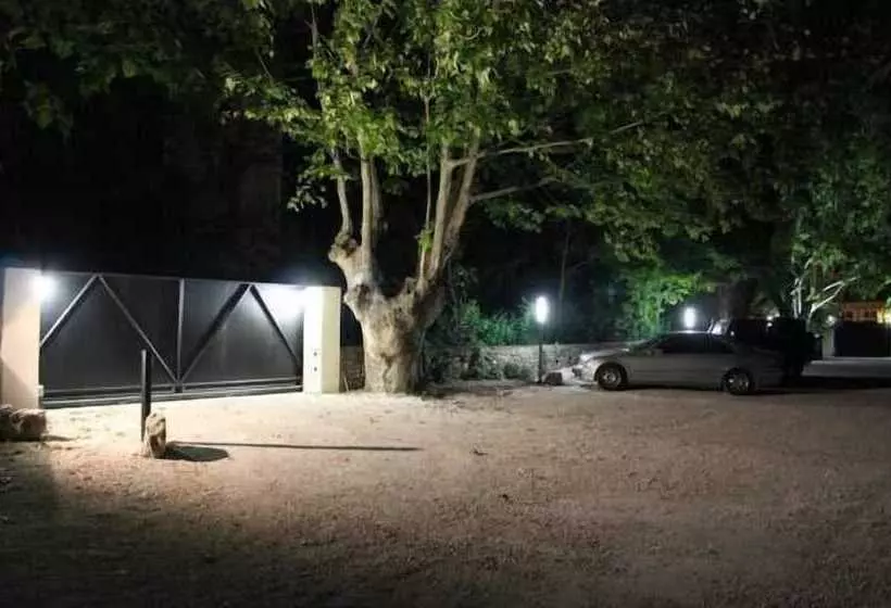 בית מלון כפרי Restaurant Du Parc En Bord De Rivière