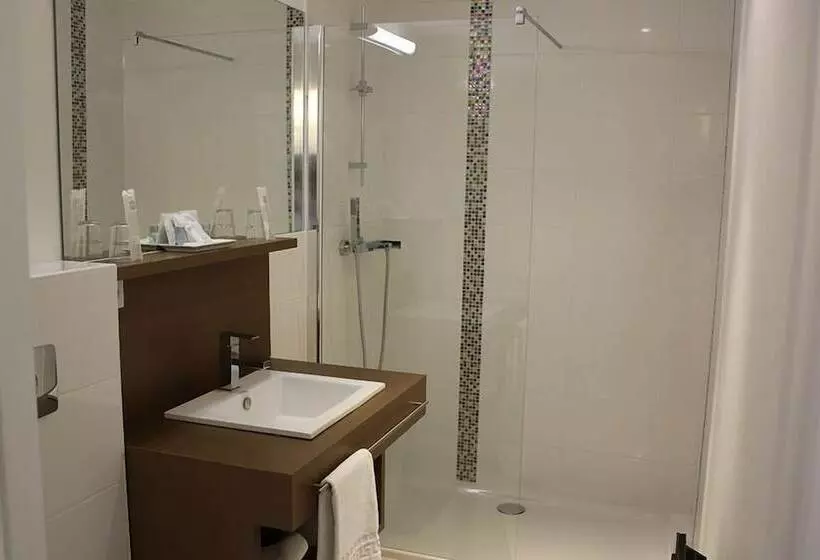 בית מלון כפרי Restaurant Du Parc En Bord De Rivière