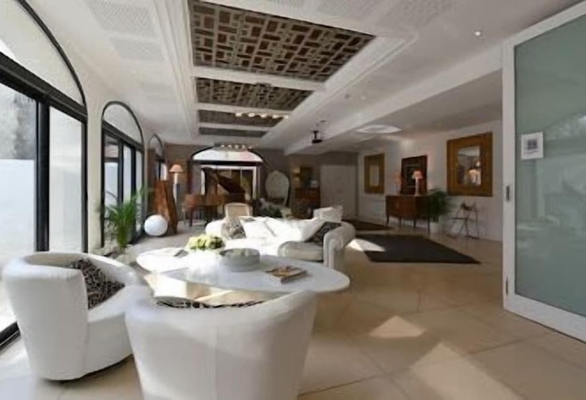 ホテル Restaurant Du Parc En Bord De Rivière