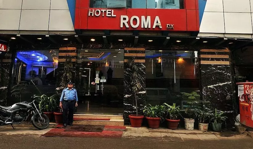 호텔 Roma Deluxe New Delhi Railway Station