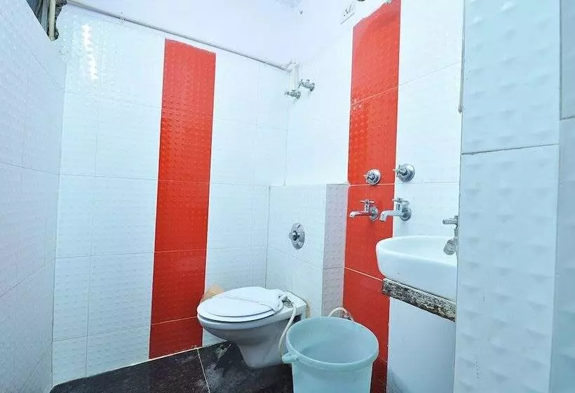 호텔 Roma Deluxe New Delhi Railway Station