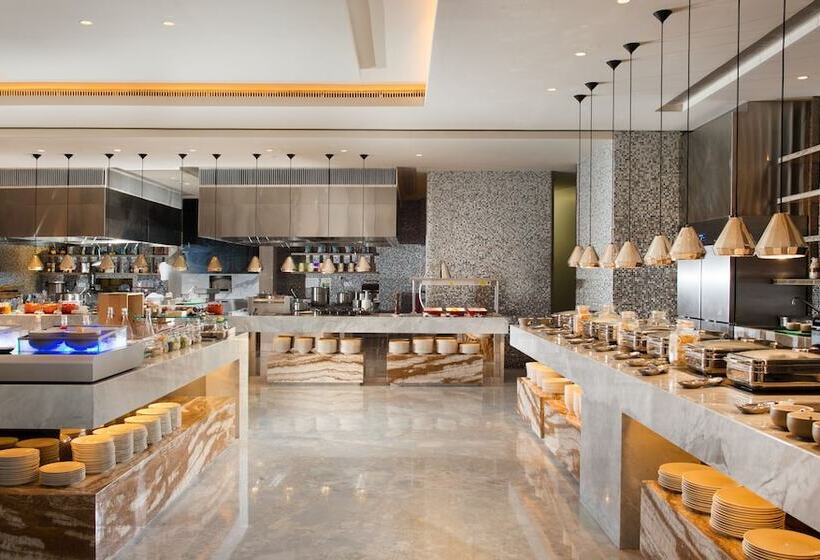 Otel Sheraton Grand Jakarta Gandaria City