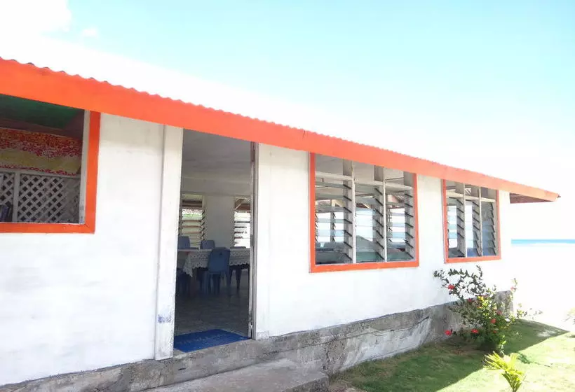 هتل Tailua Beach Fale