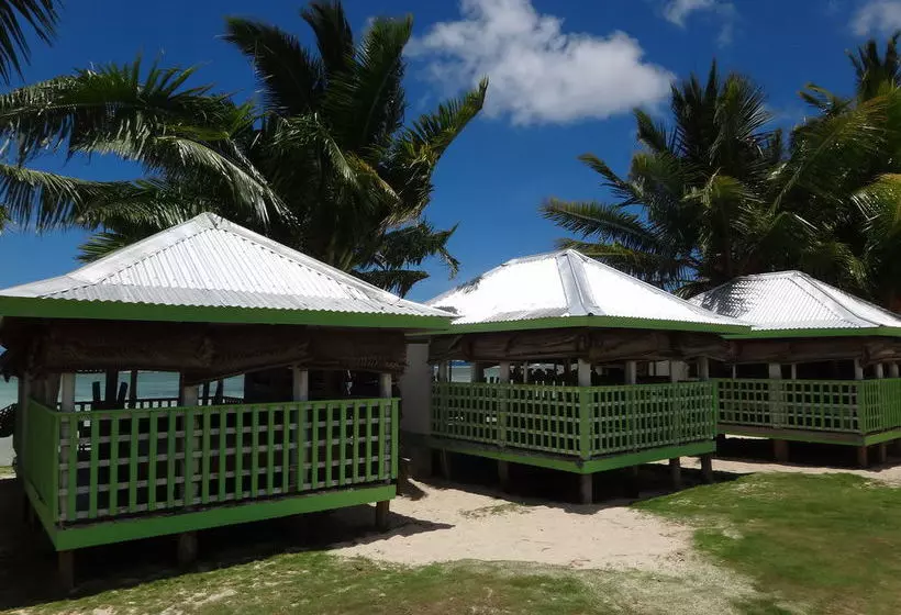 هتل Tailua Beach Fale