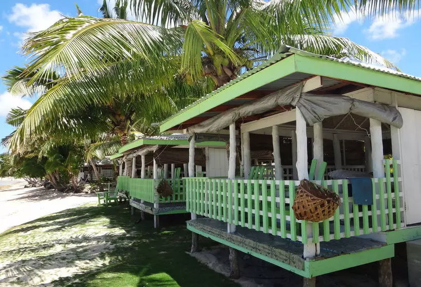 هتل Tailua Beach Fale