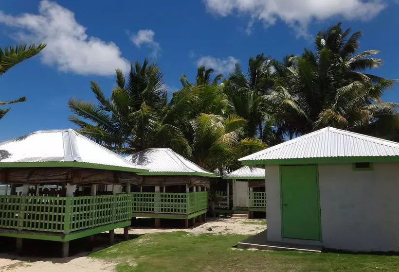هتل Tailua Beach Fale