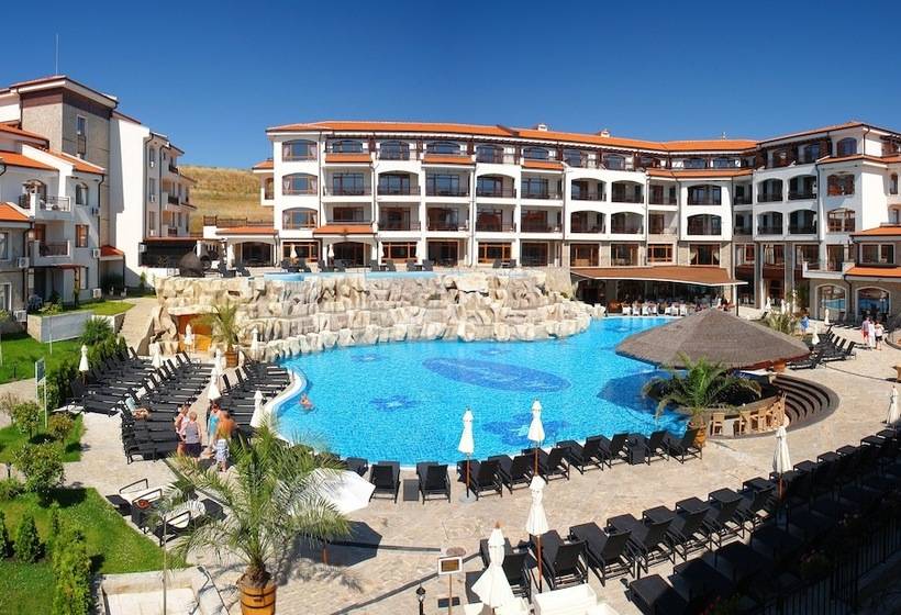 هتل The Vineyards Spa & Resort