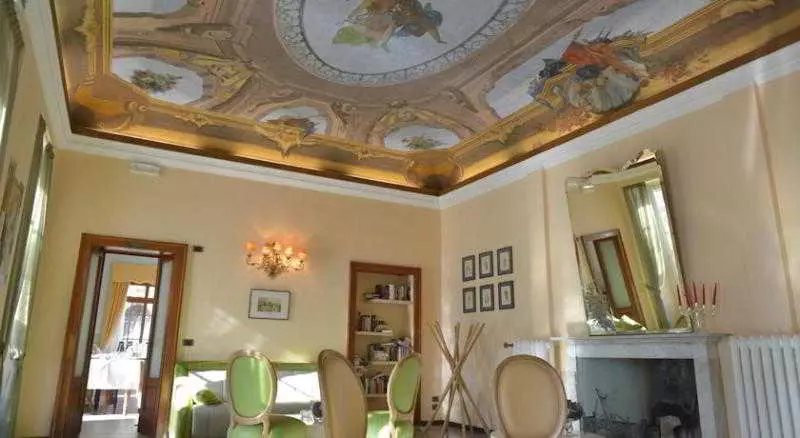 Отель Villa Belvedere Como Lake Relais