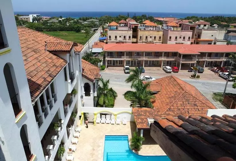 هتل West Bay Colonial