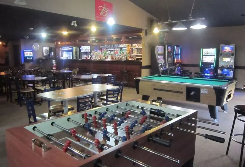 מוטל Battlefords Inn