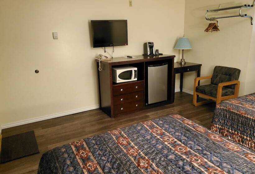 מוטל Battlefords Inn