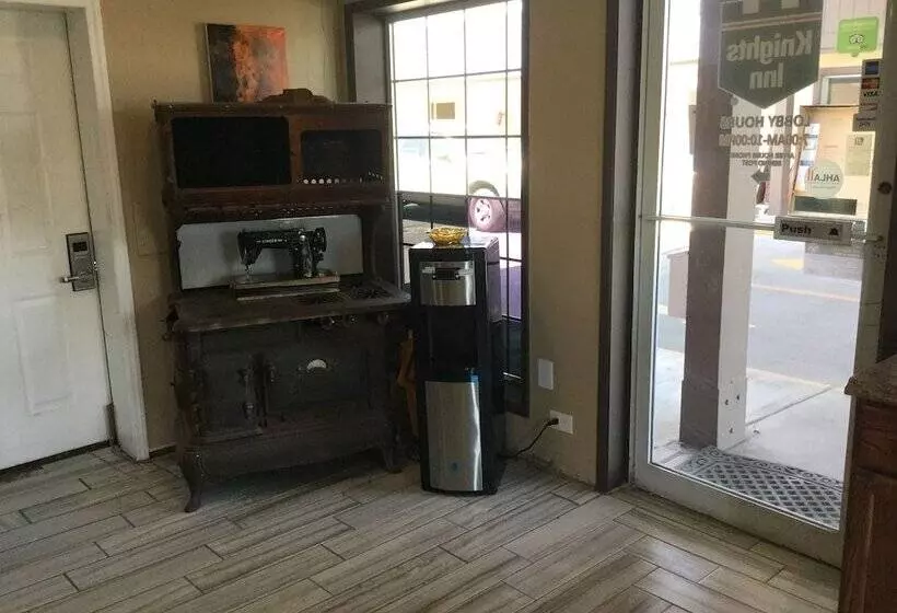 モーテル Rodeway Inn Hermiston Umatilla