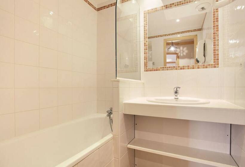 住所 Résidence Odalys Le Village