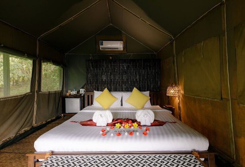 リゾートホテル Khaosok Boutique Camps