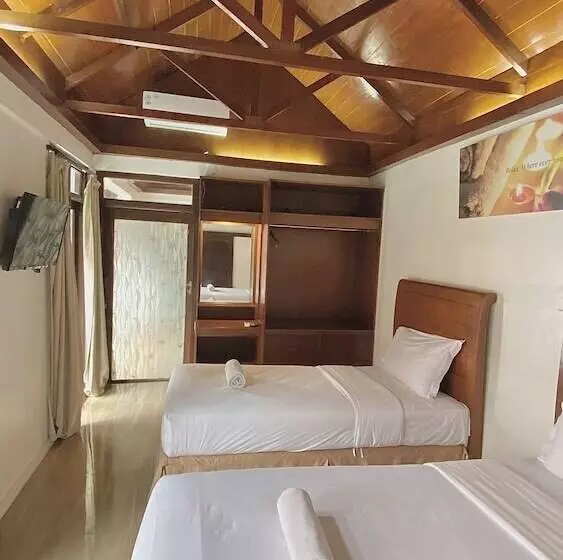 Chrome Hotel & Resort Solo