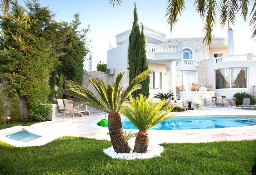 Villa Kokalis Resort