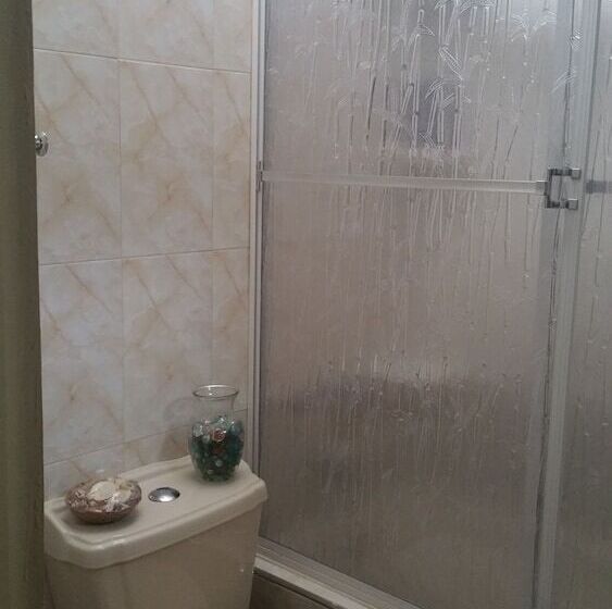 تختخواب و صبحانه Victoria S Place