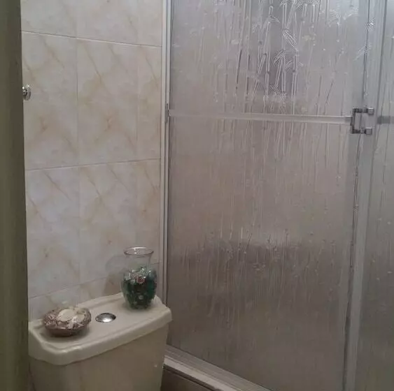 تختخواب و صبحانه Victoria S Place