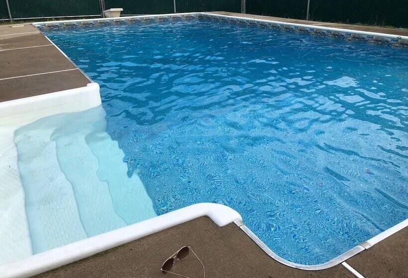 Equestrian House  Clydesdale Cottage