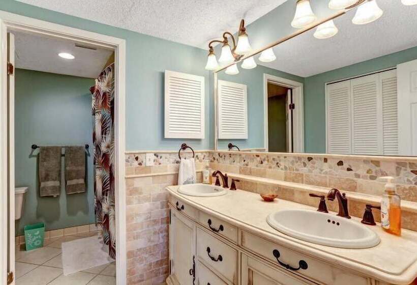 호텔 1812 Turtle Dunes