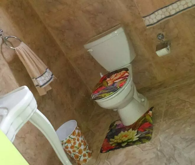 هتل Bamboo Breeze Inn