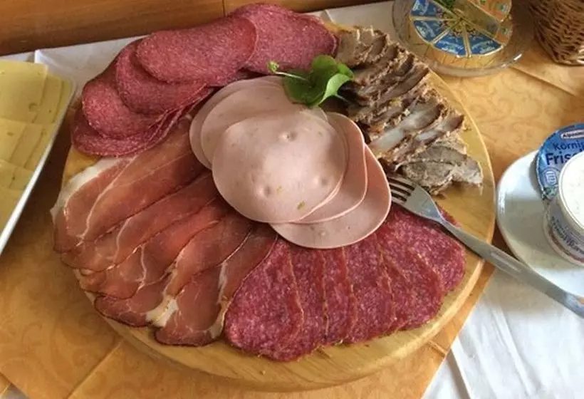 Hotelli Gasthaus Zum Bären