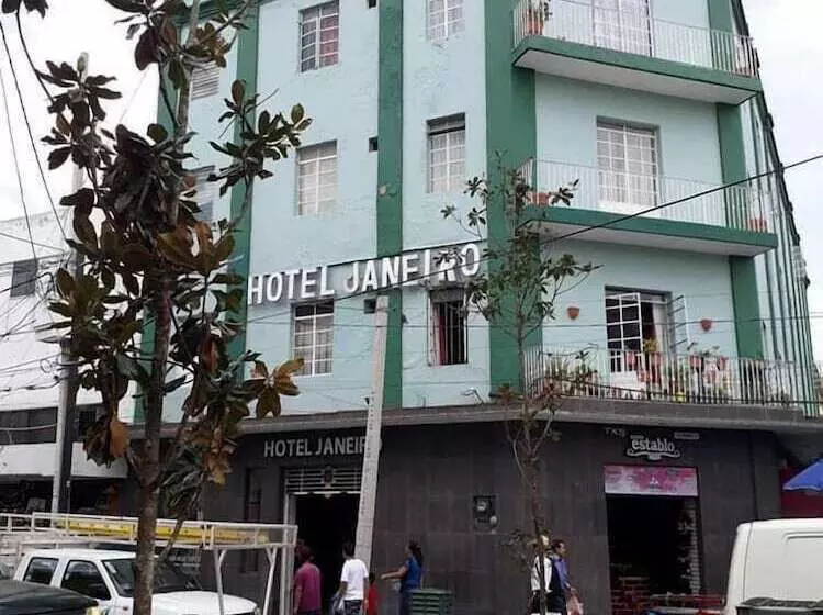 Hotelli Janeiro