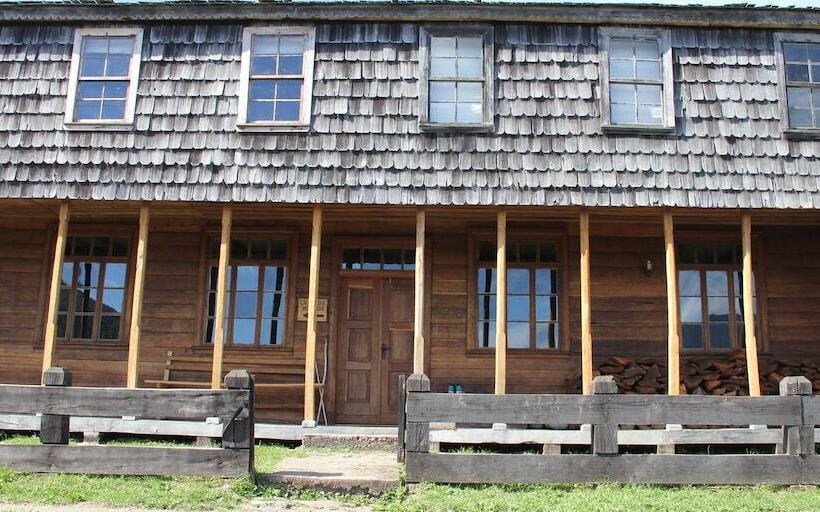 هتل La Casona Puelo Lodge