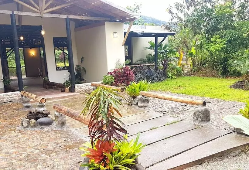 Hotelli La Penal Amazon Lodge