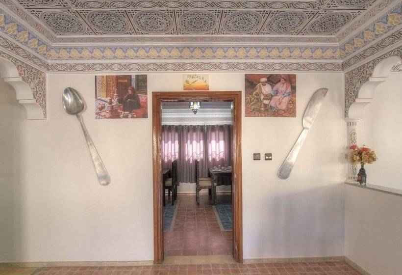 Hotel New Mars Dades