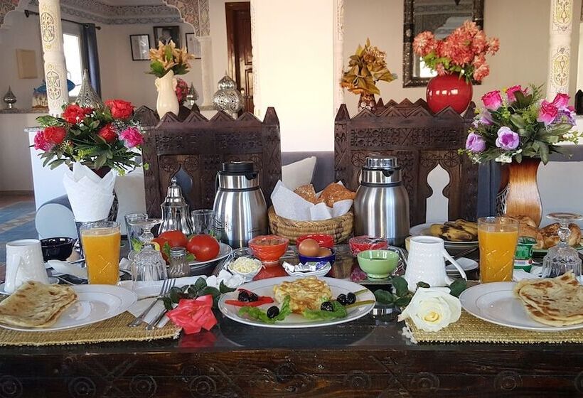 Hotel New Mars Dades