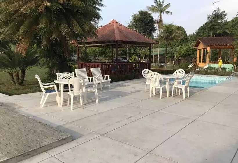 Hotelli O Jungle Spa E