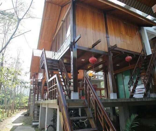 هتل Phong Nha Mountain House