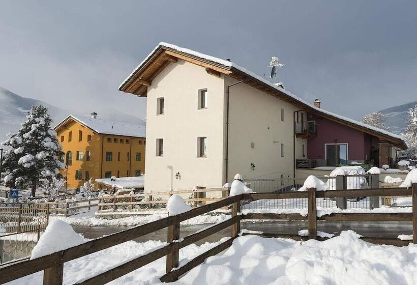 هتل روستایی Agriturismo Gli Elfi