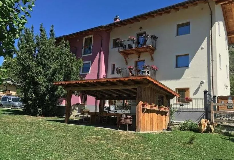 هتل روستایی Agriturismo Gli Elfi