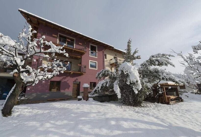 هتل روستایی Agriturismo Gli Elfi